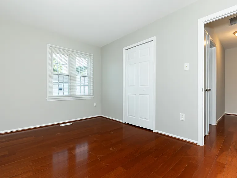 10 Marwood Ct — Photo 25