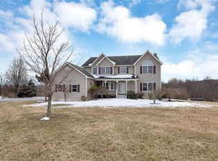47 Laurel Hill Dr, Westtown, NY 10998