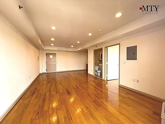 3rd image of 58-28 44th Ave #9A