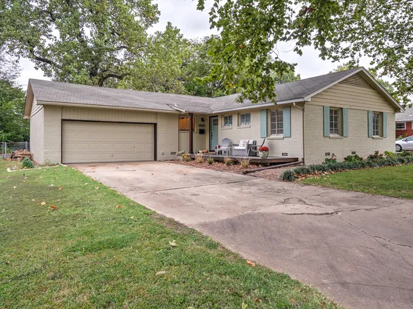 3923 E 52nd St S, Tulsa, OK 74135