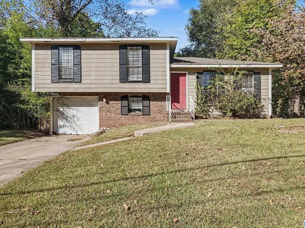3140 Fieldstone Cir, Birmingham, AL 35215