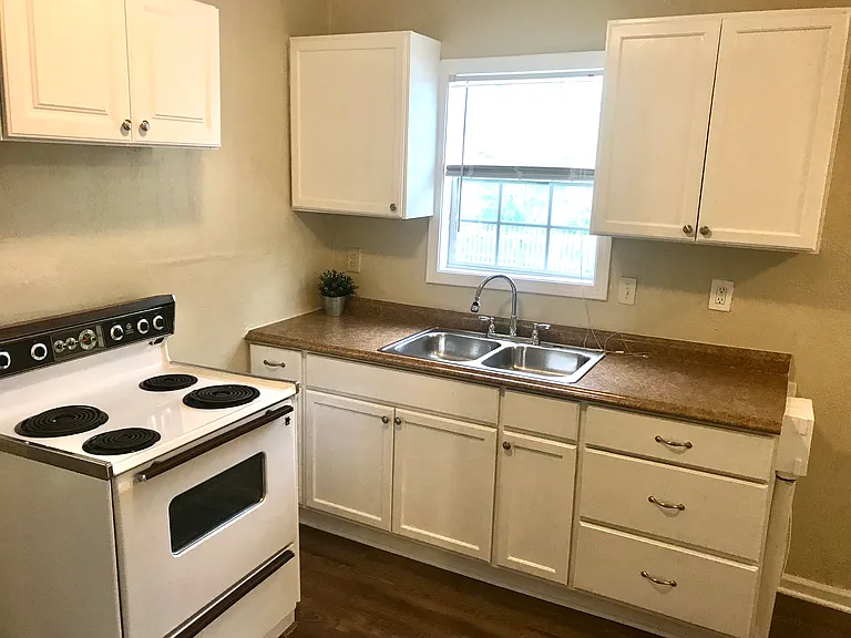 5801 Forest Ave #5801 — Photo 5