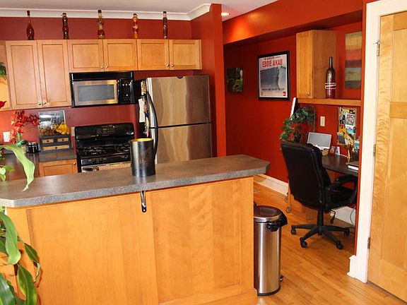 5th image of 2022 N Palmer St Unit 3
