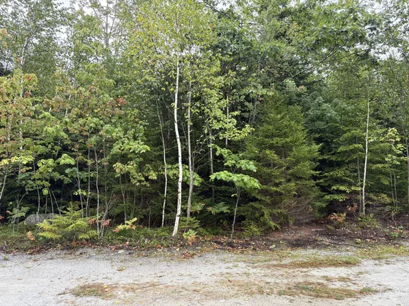 12 West Wind Drive, Boothbay, ME 04537