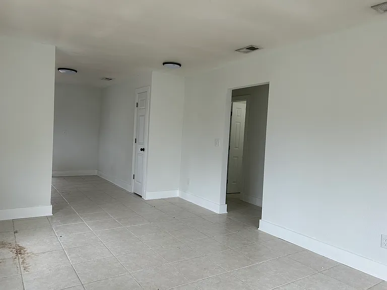 6604 S Faul St #A — Photo 4