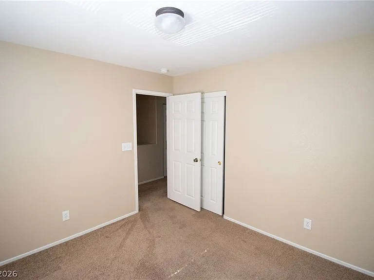 7218 Freedom Ring St — Photo 11
