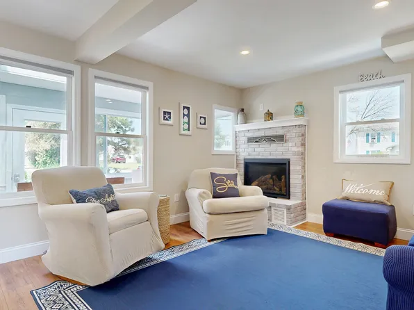 69 Jones Creek Dr, Scarborough, ME 04074