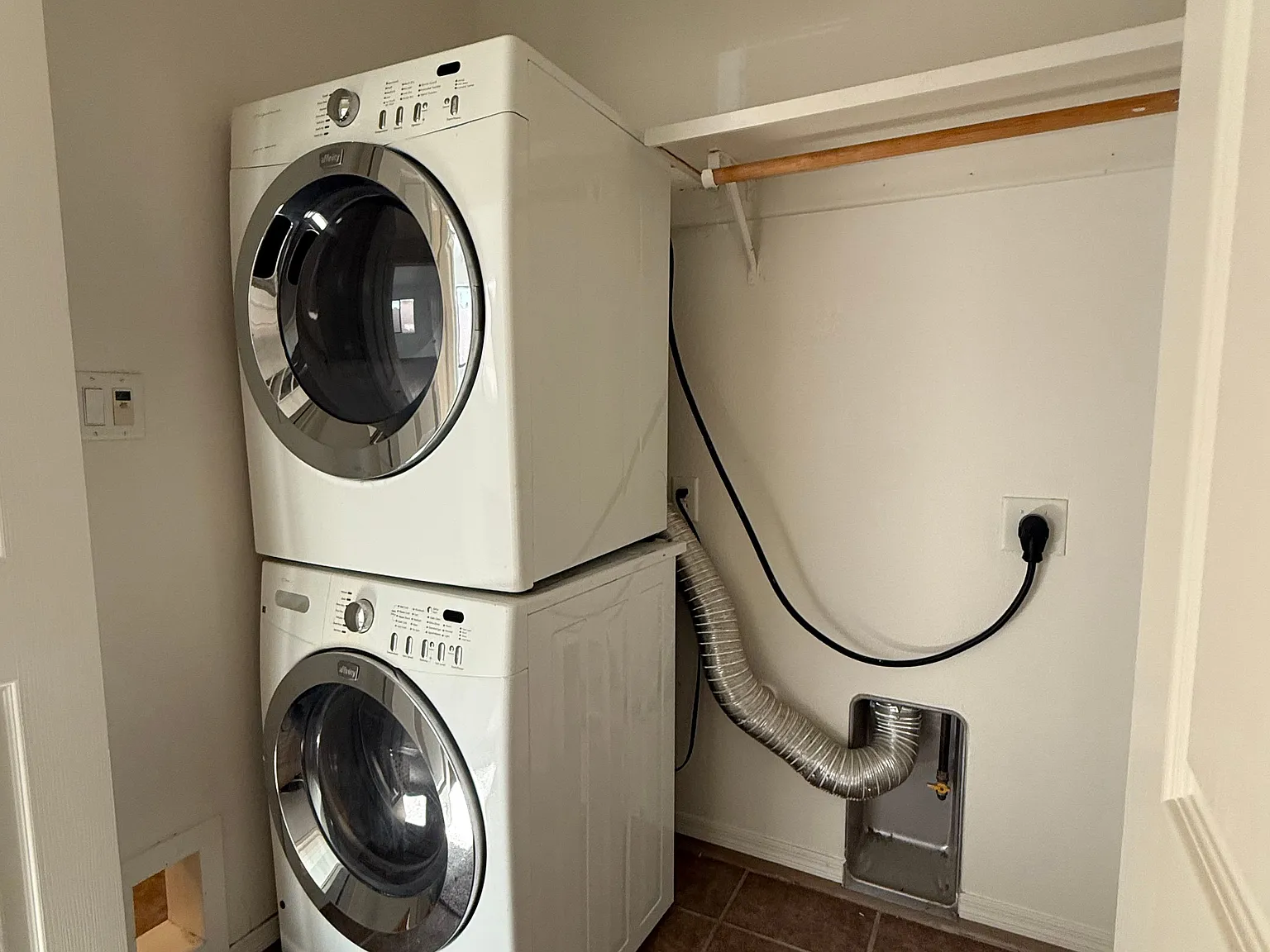 3 bed, 1200 sqft, $1,500 — Photo 3