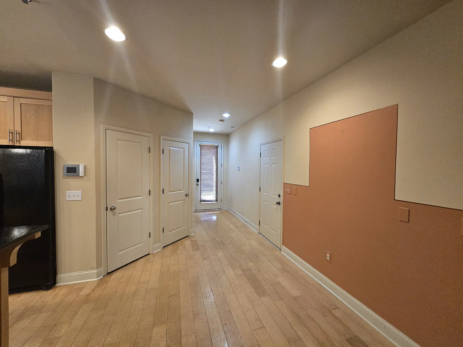 4 bed, 2137 sqft, $3,700 — Photo 4