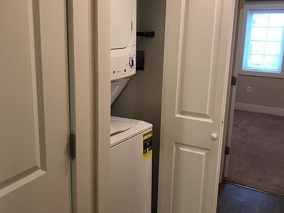 Washer dryer 