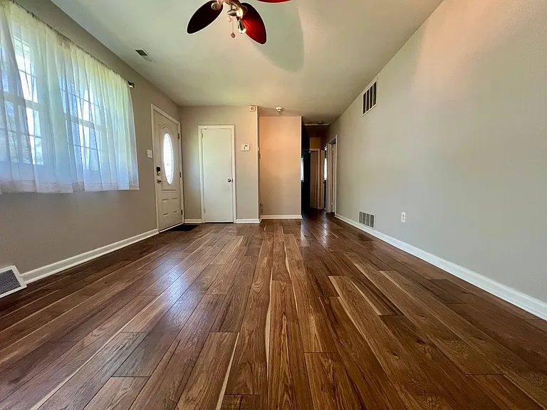 4604 David Dr — Photo 6