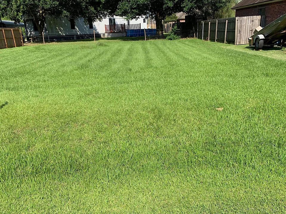 1st image of 310 Magnolia Knee Dr