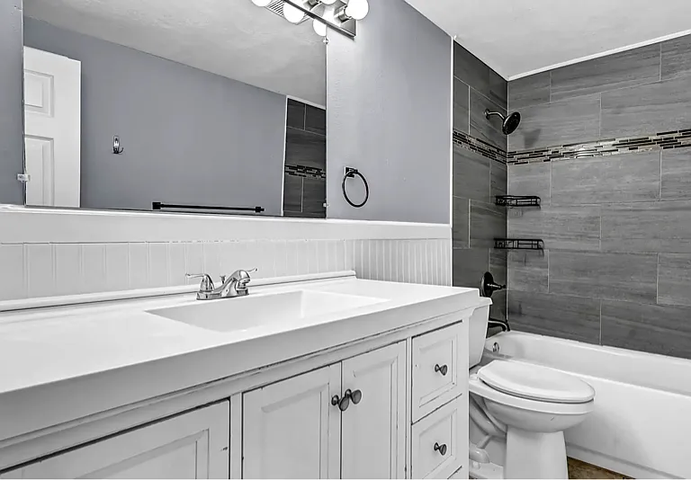 4301 W Arch St — Photo 17
