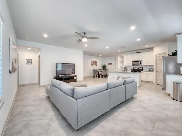 29914 Reagans Ranch Dr, Fulshear, TX 77494