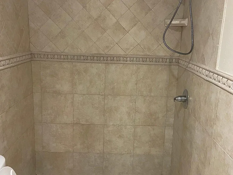 2160 Corbin Pl #C — Photo 5