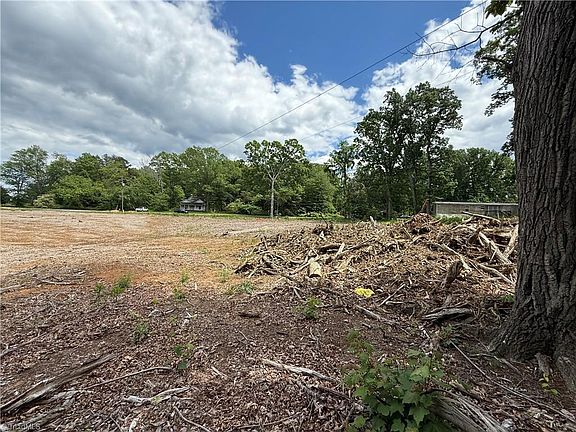 5th image of 361AC Kirby Rd