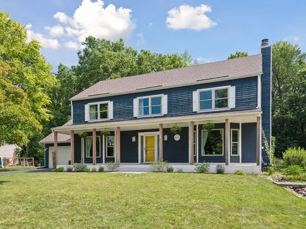 9031 Larkspur Ln, Eden Prairie, MN 55347