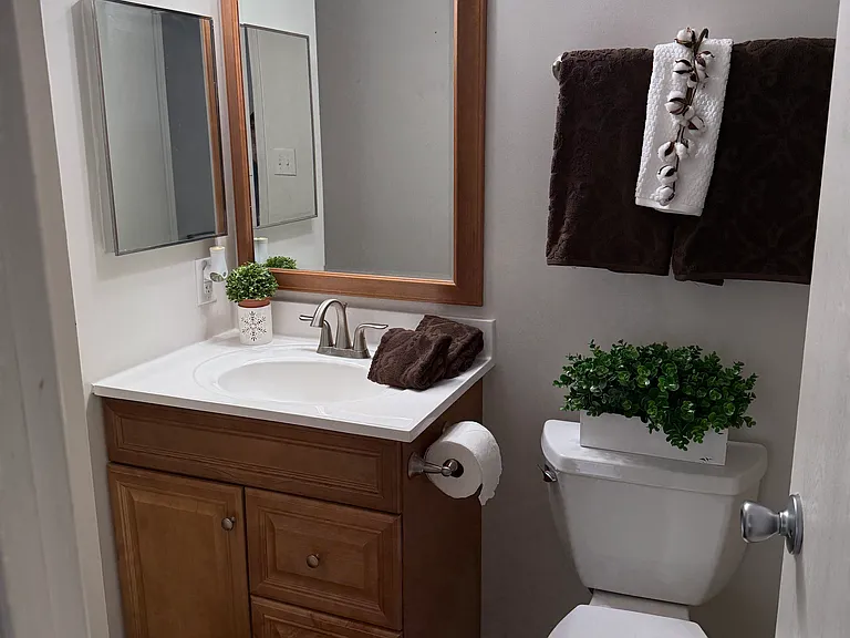Upstairs Full Bath