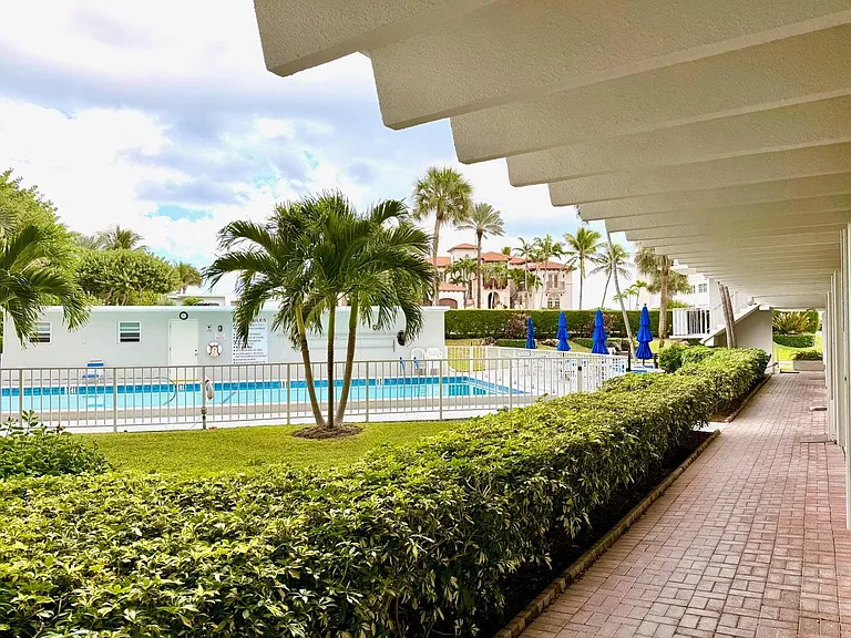 3500 S Ocean Blvd #107 — Photo 10