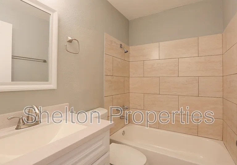 1747 E Virginia Ave #1 — Photo 5