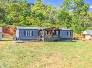 526 Lovin Farm Rd, Vonore, TN 37885