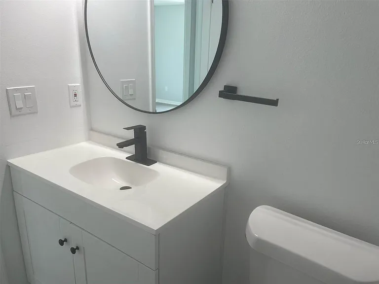 2421 Ashecroft Dr — Photo 13