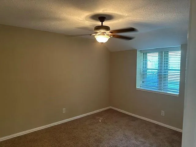 18015 Heaton Dr — Photo 33