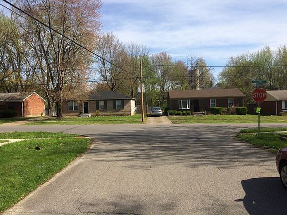5th image of 11702 Mondamon Dr