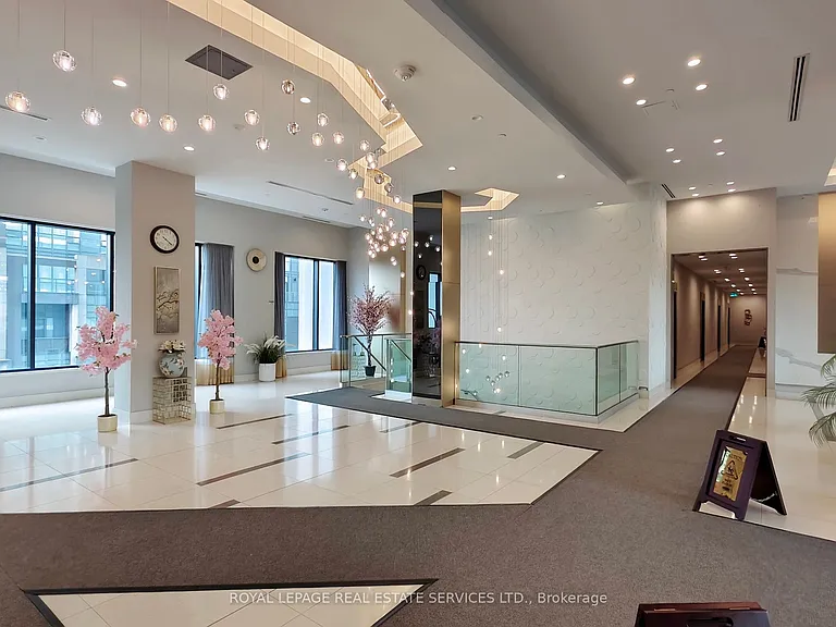 35 Watergarden Dr #615 — Photo 3