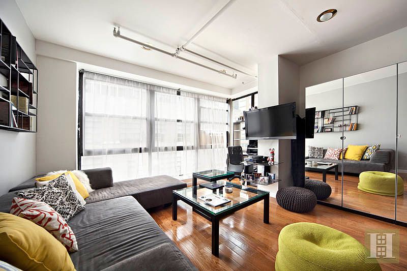 1st image of 303 E 53rd St APT 4