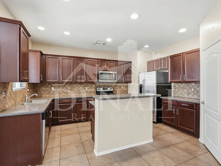 3576 W Goshen Dr — Photo 10