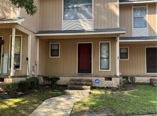 1332 N Forest Dr, Fayetteville, NC 28303