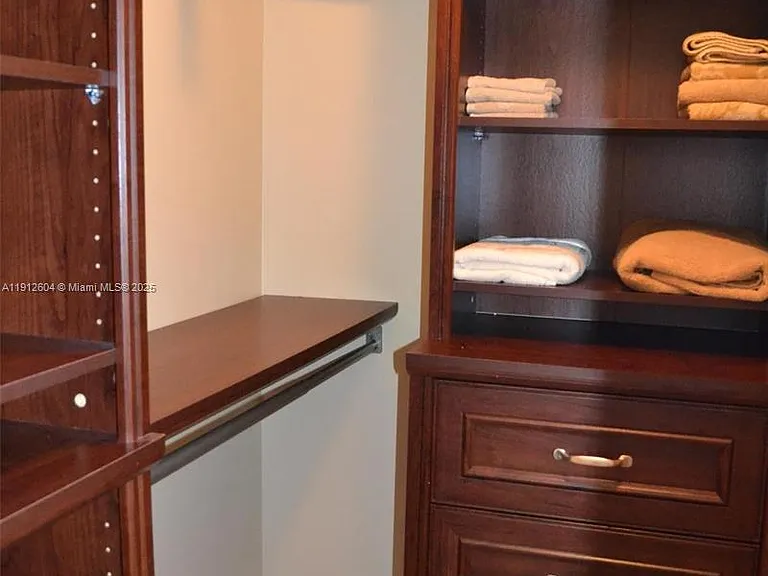 2101 S Ocean Dr #1702 — Photo 17