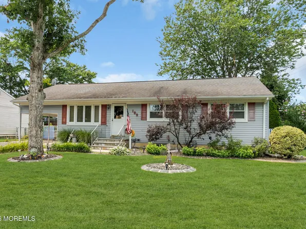109 Redwood Place E, Brick, NJ 08724