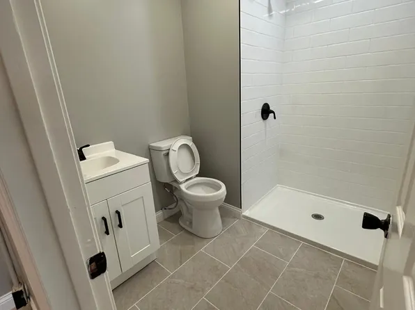 219 W 8th St, Connersville, IN 47331