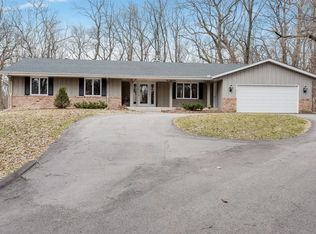 13527 Wentworth Trl, Minnetonka, MN 55305