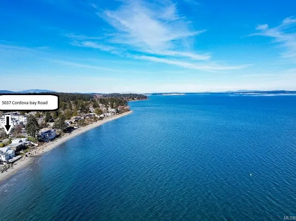 5037 Cordova Bay Rd, Saanich, BC V8Y 2K1