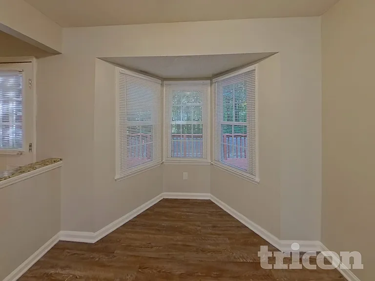 7226 Amarillo Dr — Photo 6
