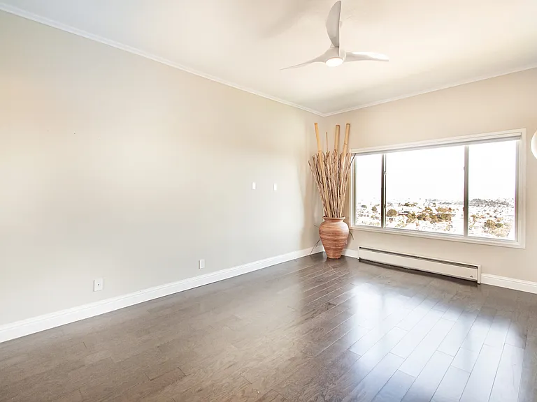 925 Corbett Ave #302 — Photo 31