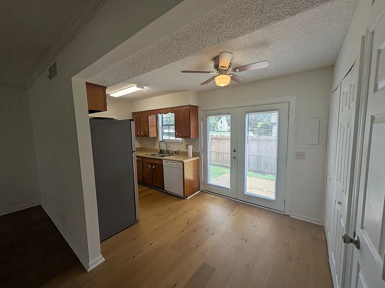 1107 Quail Ct W — Photo 4