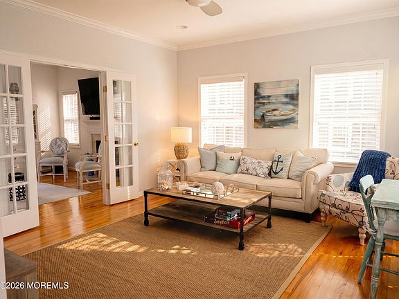 3rd image of 979 Ocean Ave
