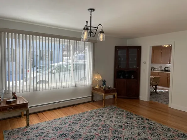 158 Windsor Ave, Pittsfield, MA 01201