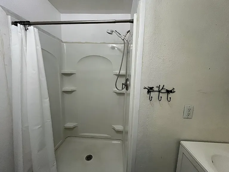 18430 Indian Springs Rd — Photo 3