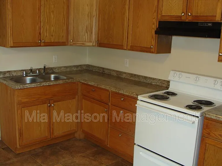 1 Oak Forest Ln #C — Photo 4