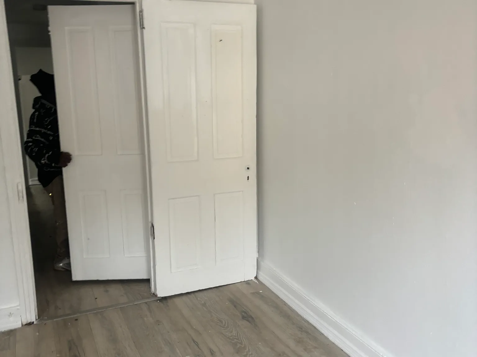 2 bed, 1000 sqft, $1,836 — Photo 1