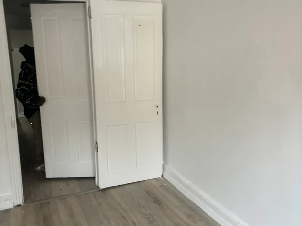 63 Spring St, Trenton, NJ 08618