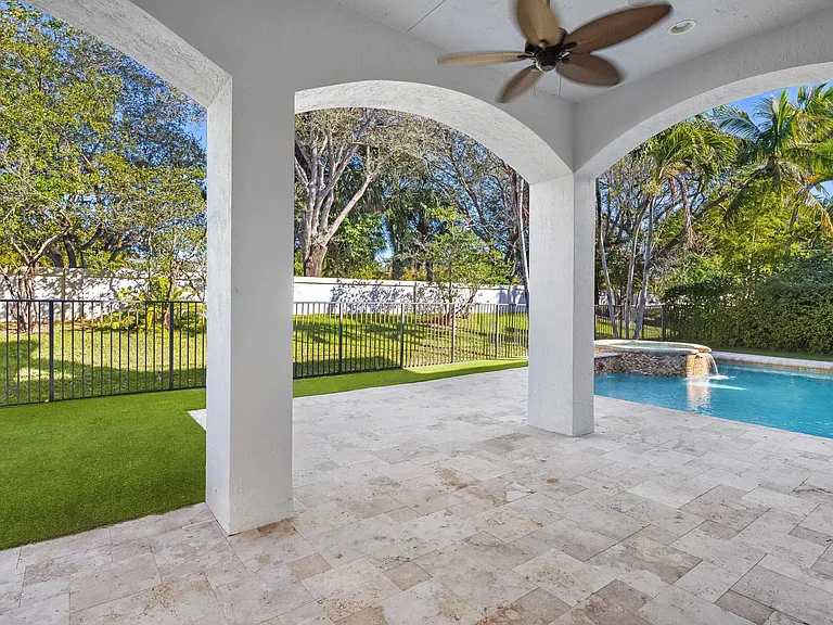 17606 Circle Pond Ct — Photo 33