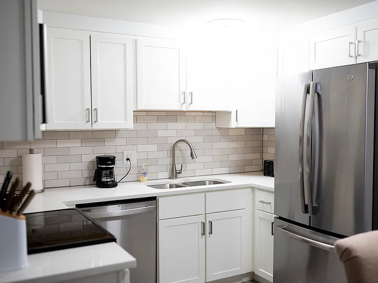 65 N Clarkson St #107 — Photo 15