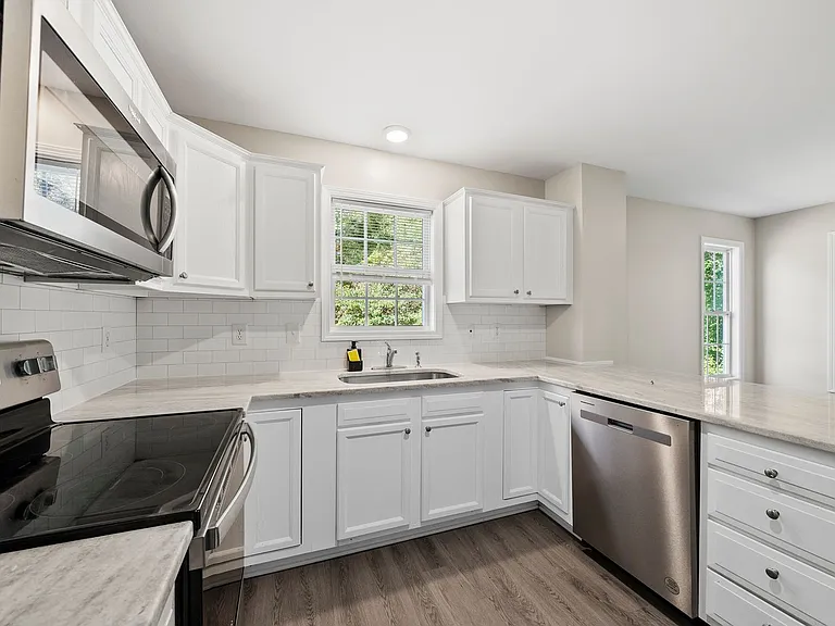 205 Tonylee Ct #A — Photo 8