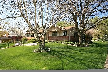 3rd image of 865 Oakcreek Dr
